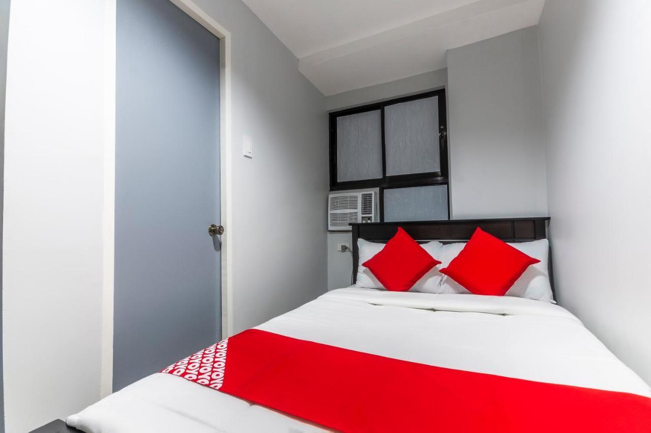 Vaccinated Staff - Oyo 476 Hedda Hotel Cebu Εξωτερικό φωτογραφία
