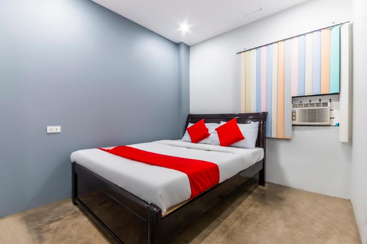 Vaccinated Staff - Oyo 476 Hedda Hotel Cebu Εξωτερικό φωτογραφία
