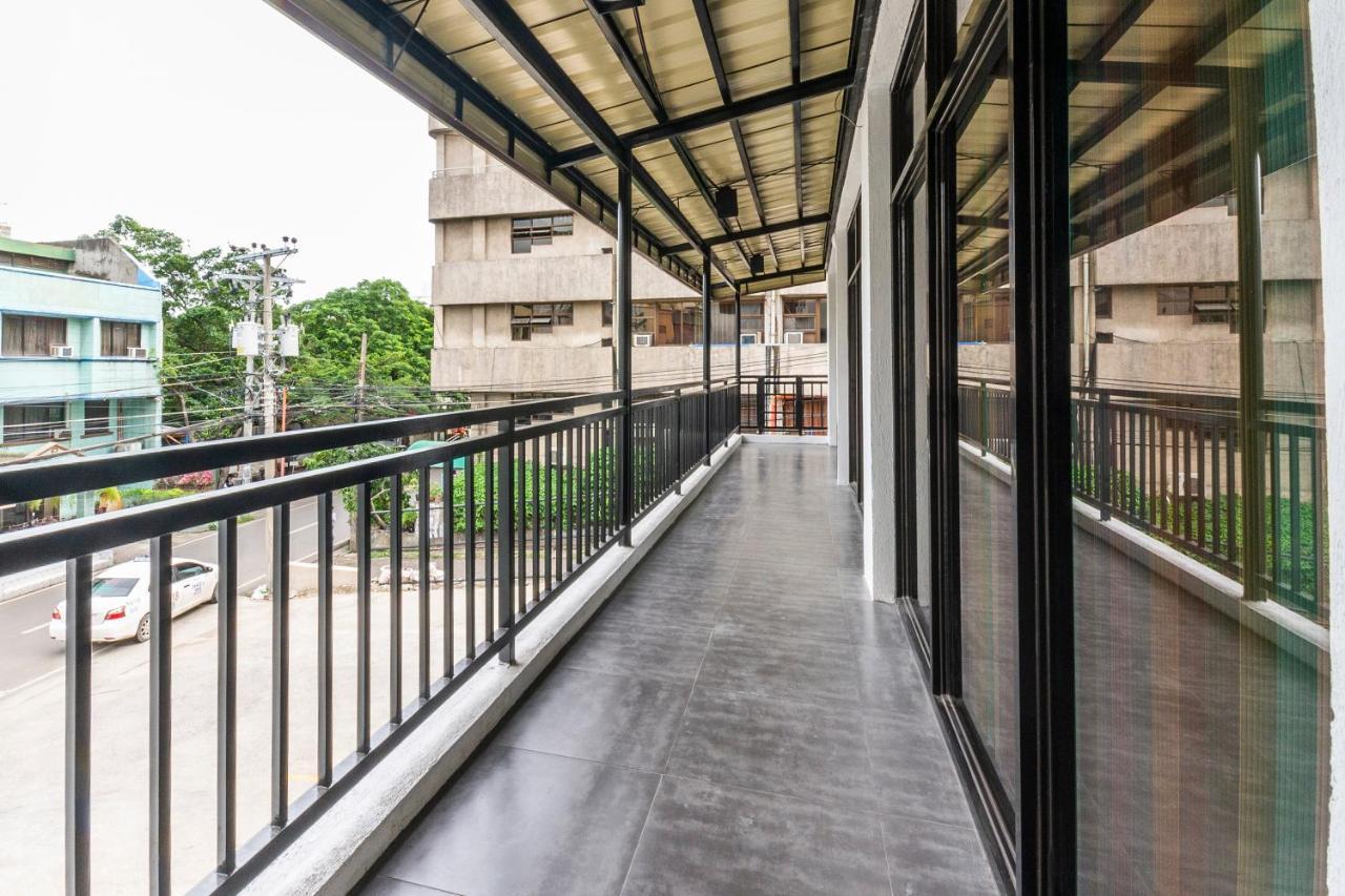 Vaccinated Staff - Oyo 476 Hedda Hotel Cebu Εξωτερικό φωτογραφία