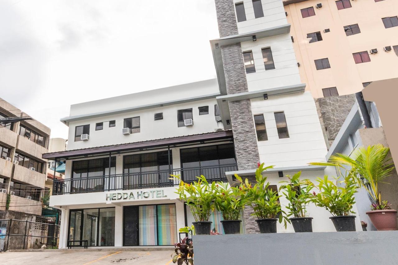 Vaccinated Staff - Oyo 476 Hedda Hotel Cebu Εξωτερικό φωτογραφία